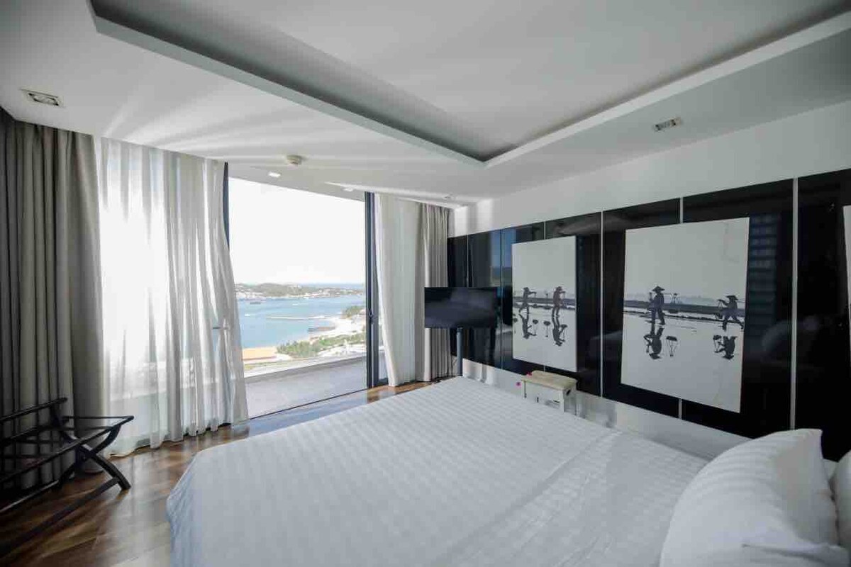 Nha Trang Oceanfront Villa 5Br Infinity Pool & BBQ