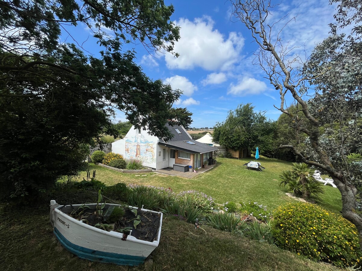 Maison ensoleillée avec jardin et vue Citadelle