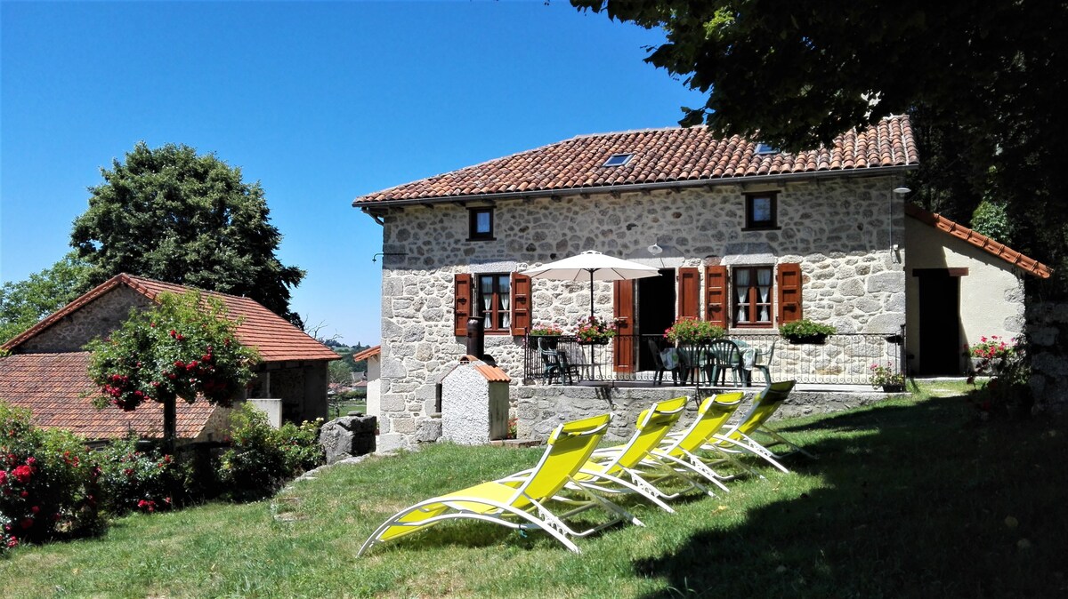 Authentique maison de ferme près d'un lac