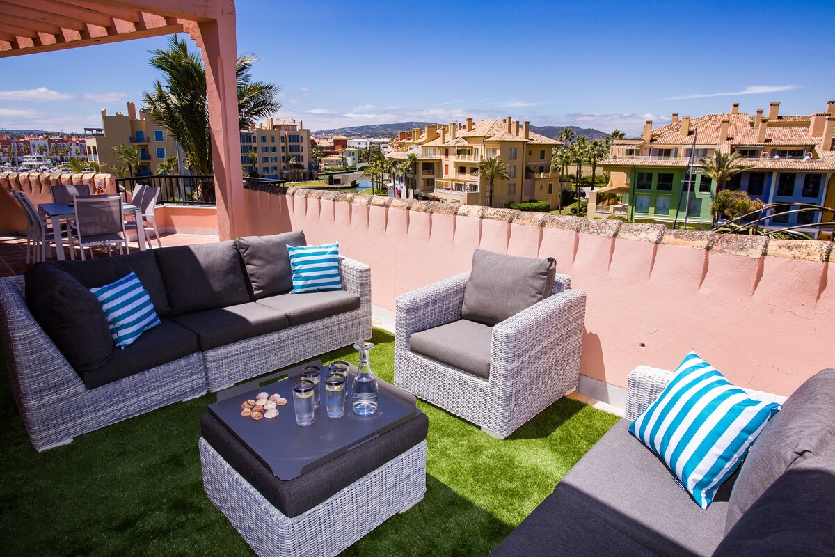 Sotogrande Marina 2 Br Penthouse W. Large Terrace