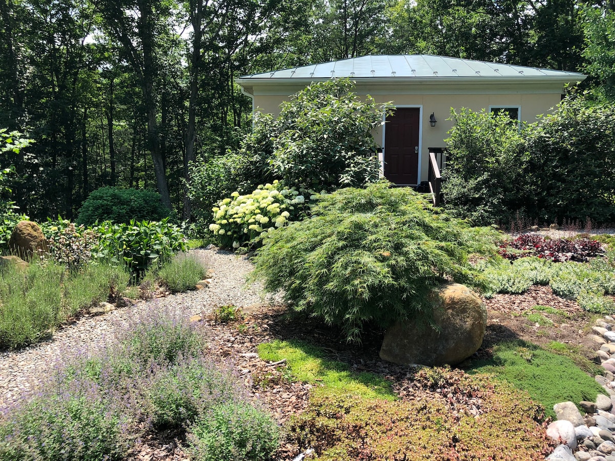Beautiful, Remodeled Eco Cottage in Afton
