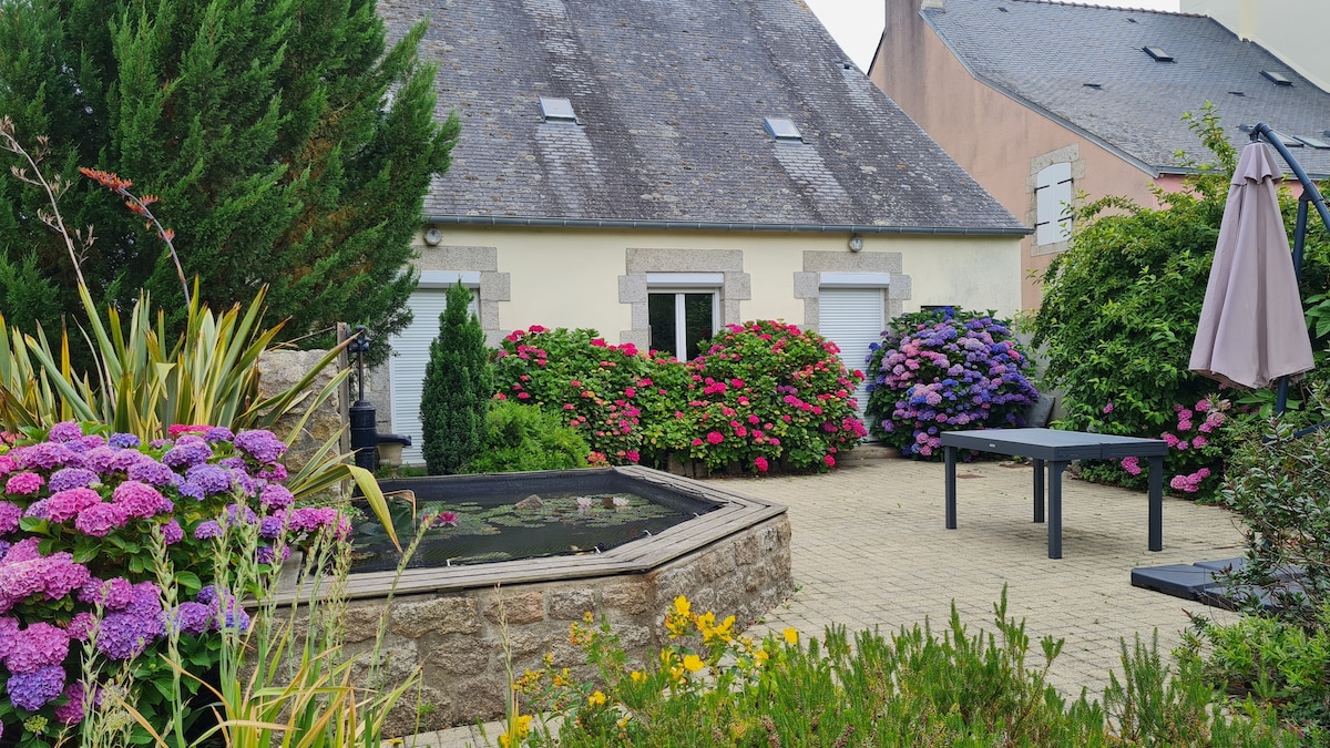 内维斯堡（ Bourg de Nevez ）大房子+花园