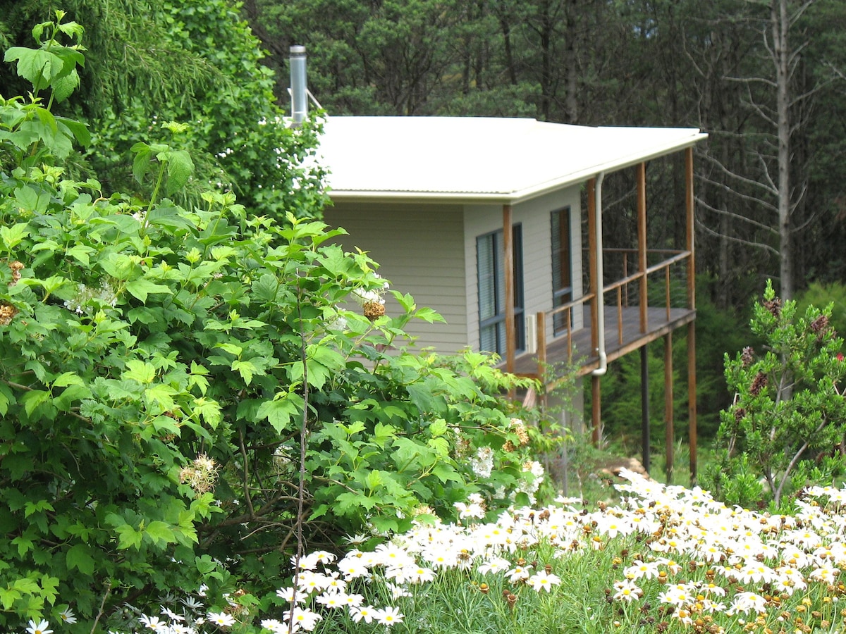 Lyrebird Cottages, Mountain Ash, Yarra Valley