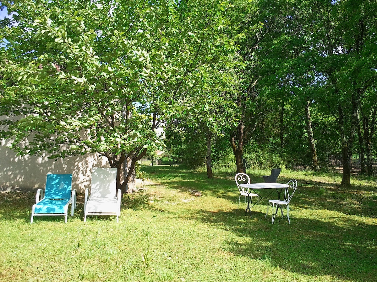 Une petite maison  avec charme en plein campagne