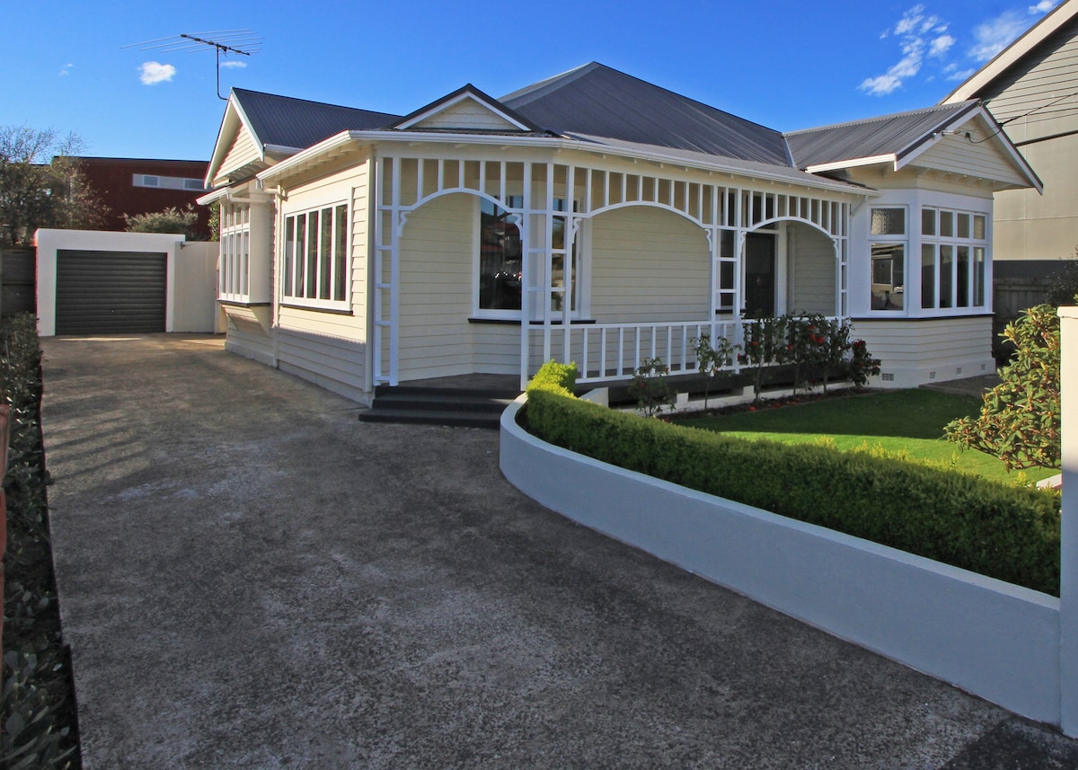 圣克莱尔平房度假屋（ St Clair Bungalow Retreat ）