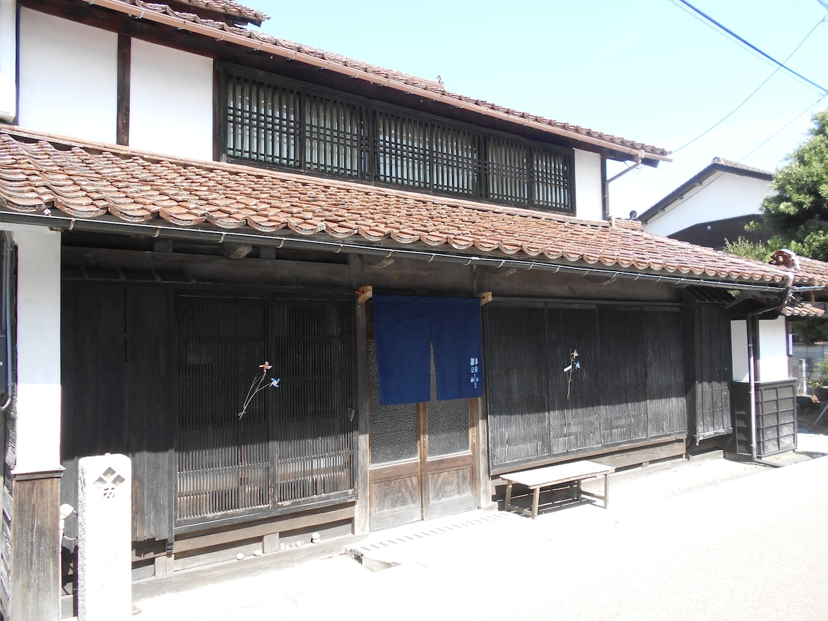 日本有形文化财产"Hon-Tanaka-Ke"
