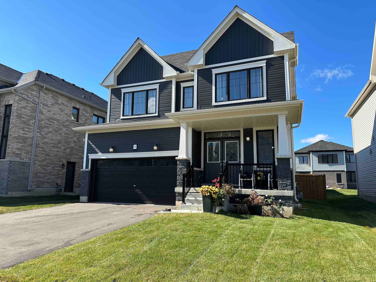 Cozy new home close to Niagara Falls