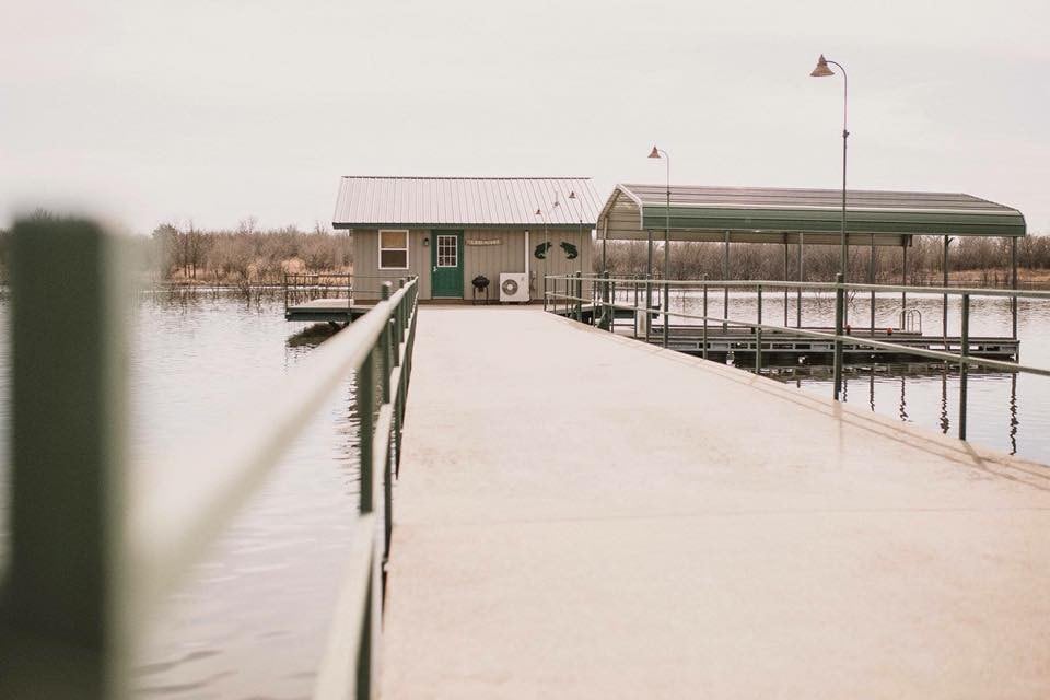 The Lake House @ Lil Toledo Lodge