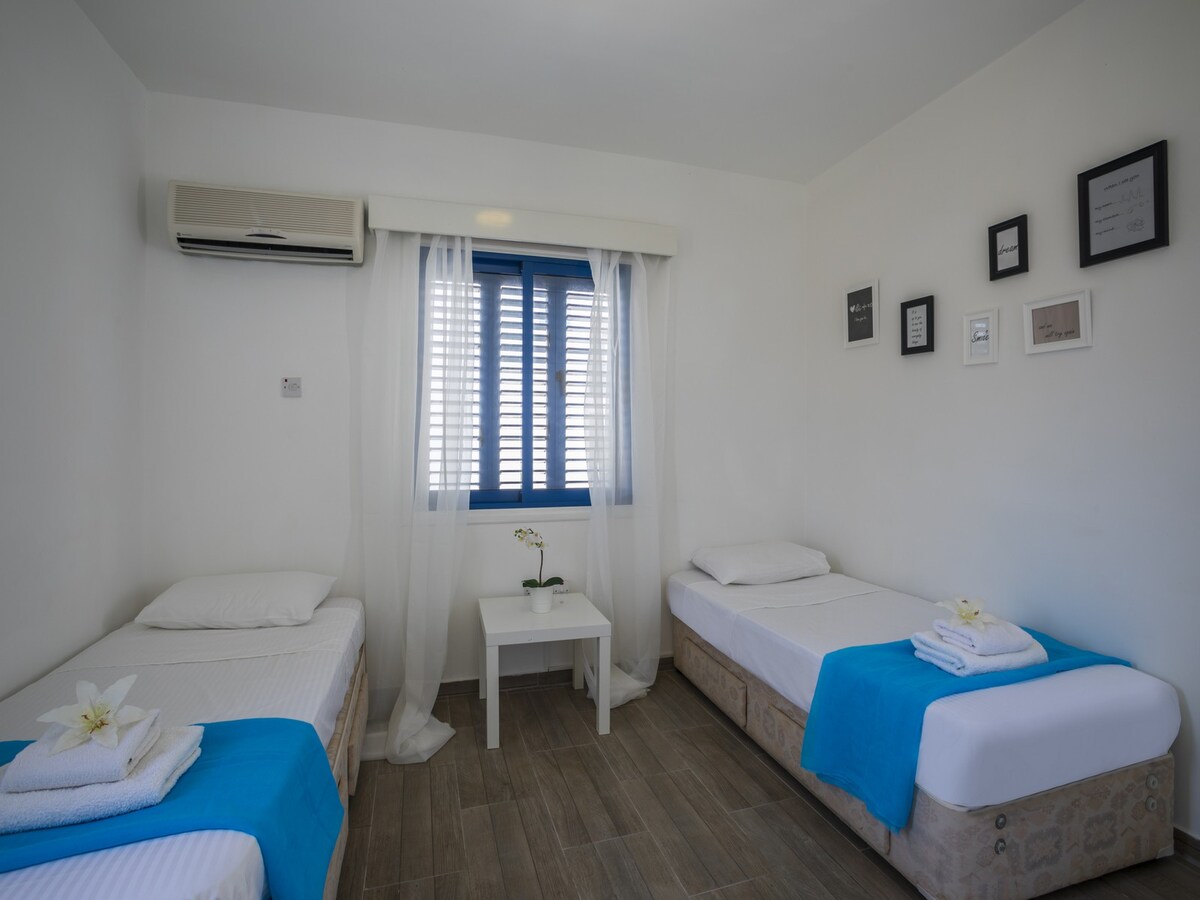 Protaras Fig Tree Bay Villa Stef