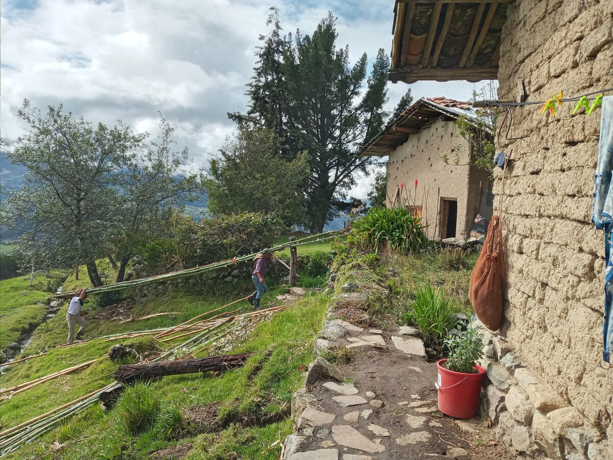 Rustic place in a small farm in Peru highlands