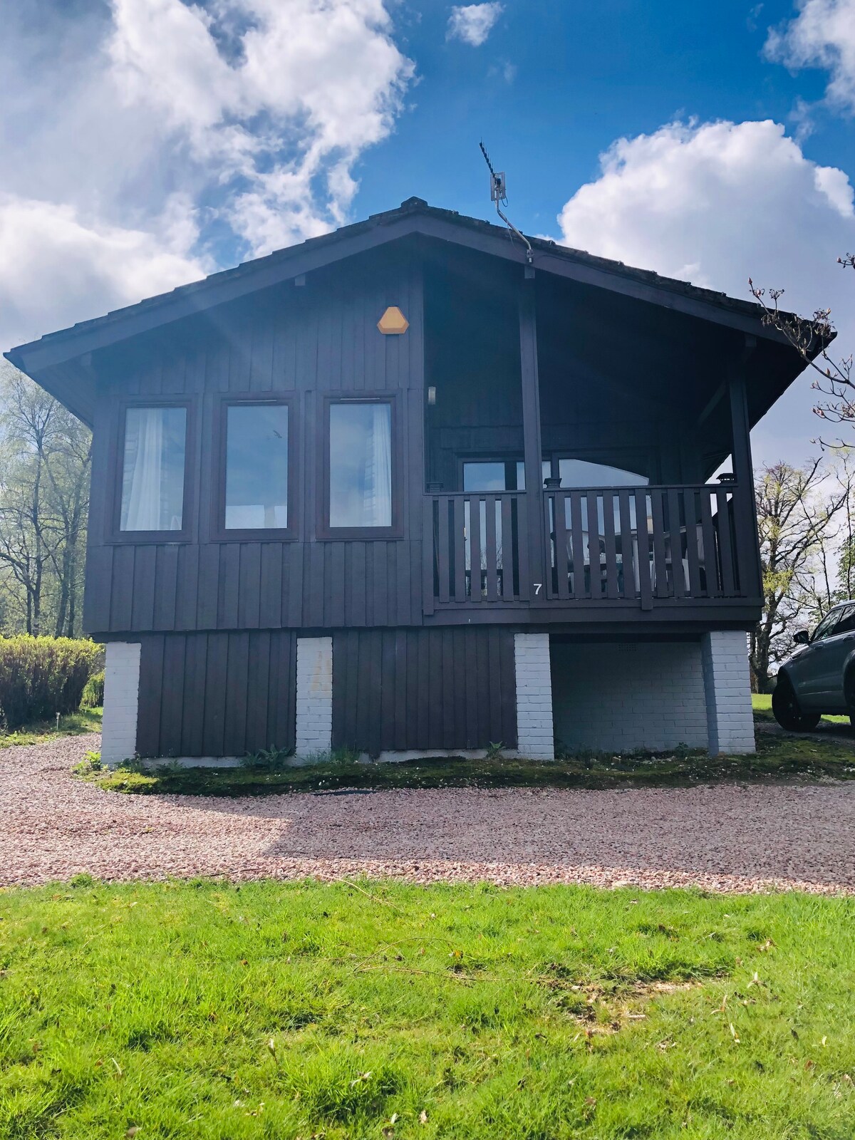 ‘Bonnie Lodge’ stunning Loch & mountain views