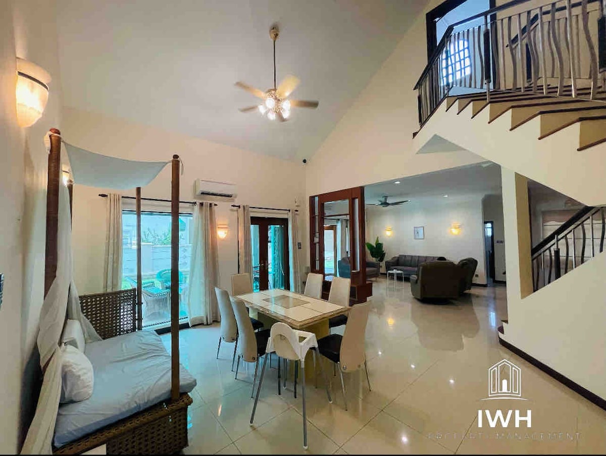 Sunway Villa 5BR Bungalow BBQ Karaoke by IWH