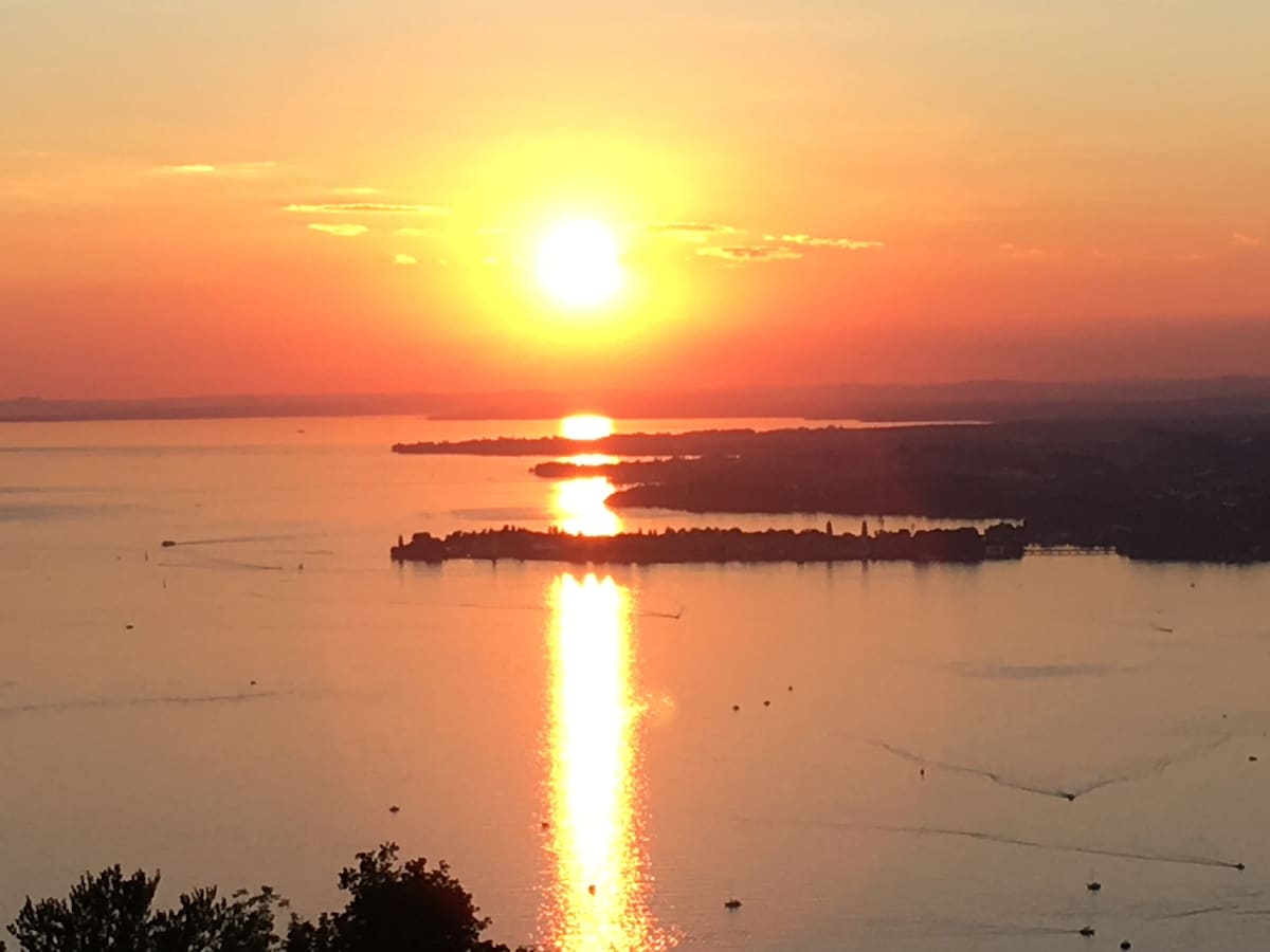 康斯坦茨湖（ Lake Constance ）全景度假木屋