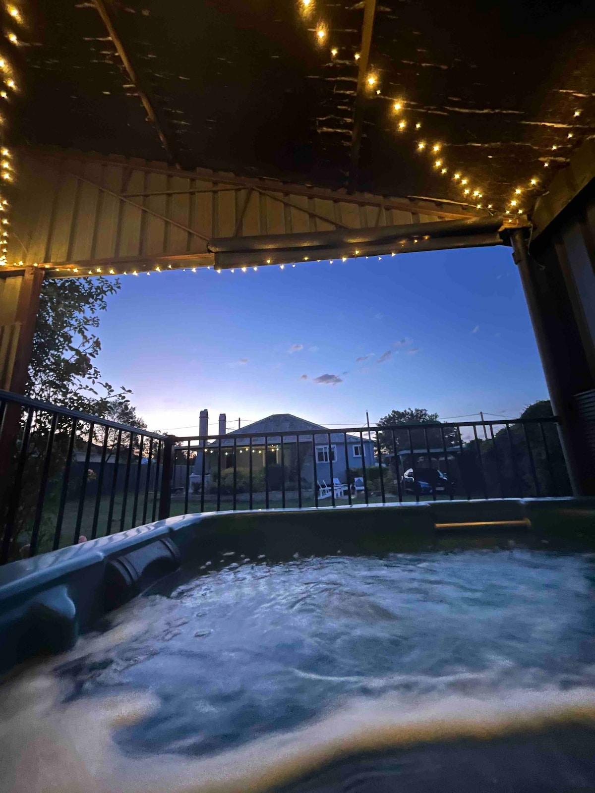 Addison 's Stanthorpe-带热水浴缸的舒适小屋*