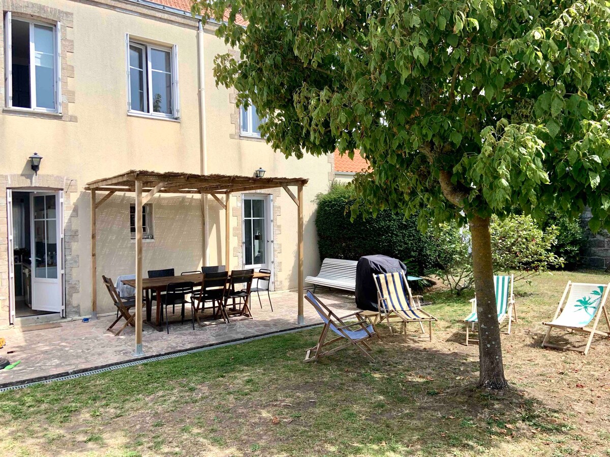 Belle maison avec jardin proche plage et commerces