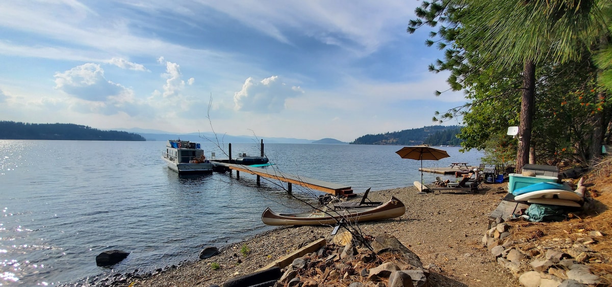 Lakeside NW风格的A型小屋水疗海滩和码头