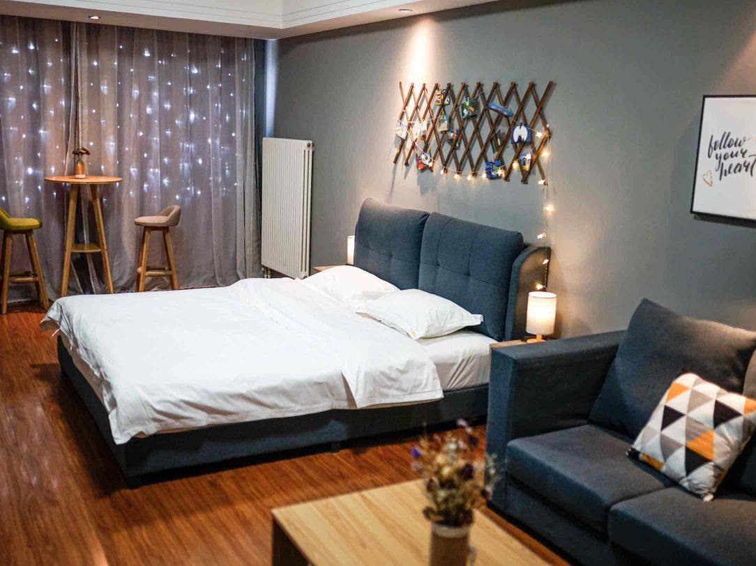 济宁市整套公寓型住宅万达广场c座予里设计师民宿知秋预订之前请先