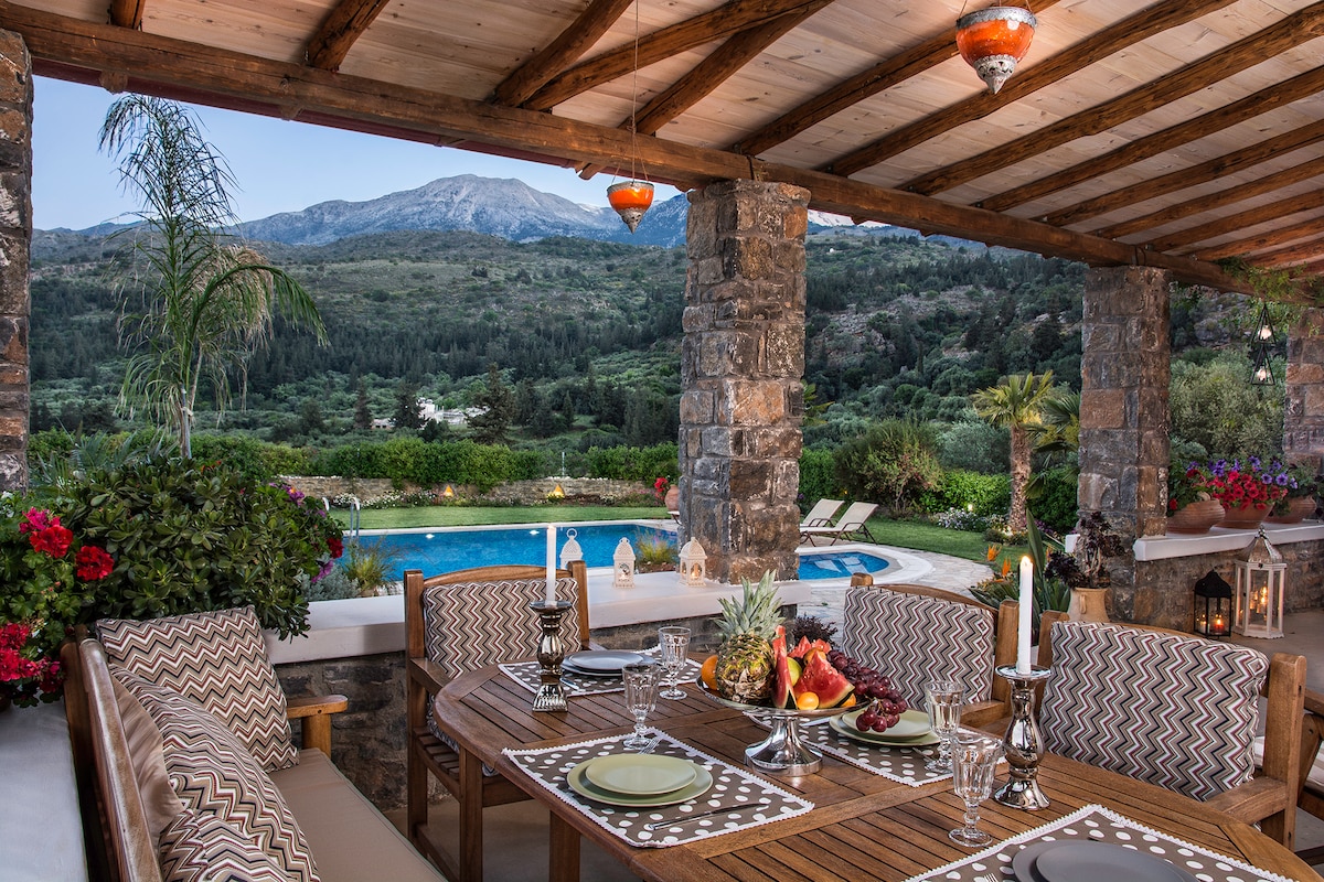 Kalithea villa Chania Crete,  privete pool  view