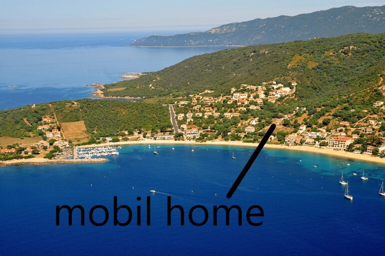 波尔图波尔图科西嘉岛的Mobilehome或平房