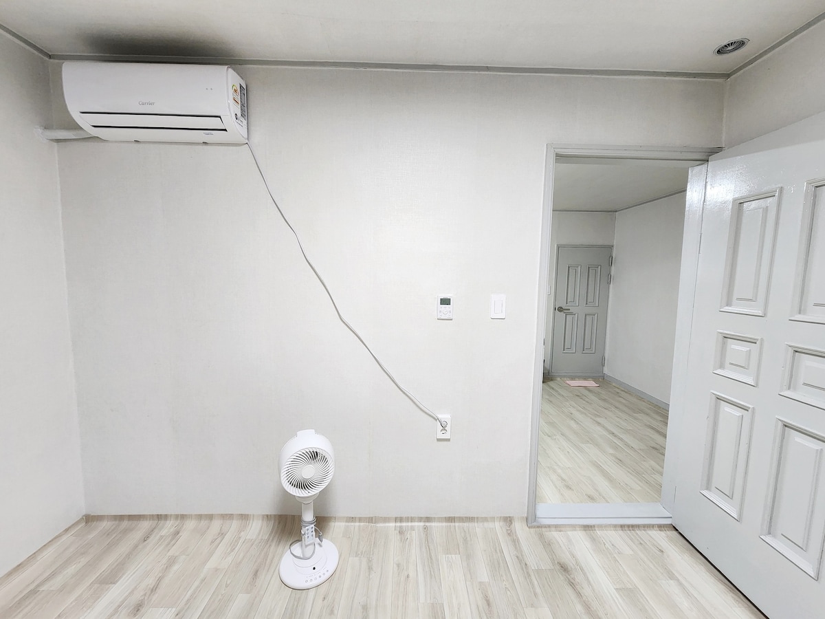 마음 따뜻한 가족이 운영하는 한국식 주택 : Underwhite