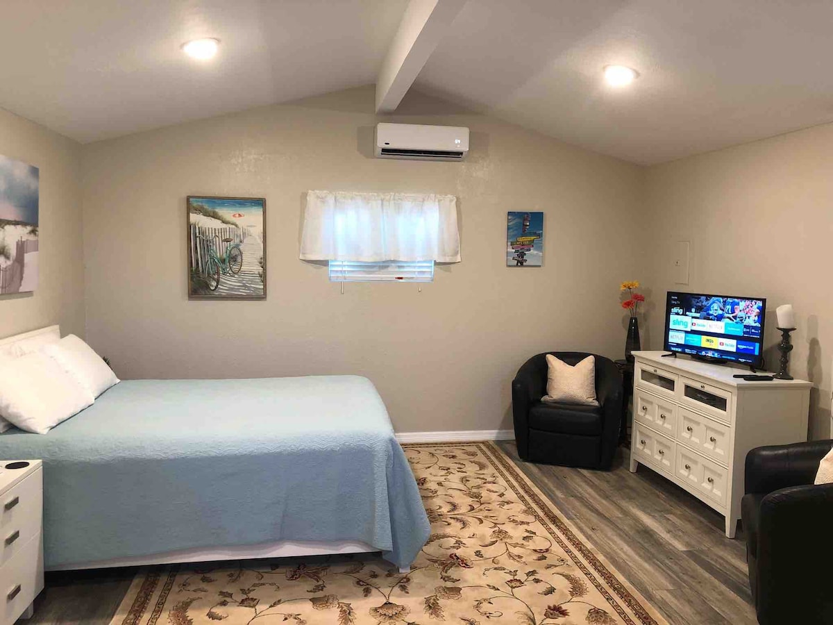 New Smyrna Beach Inn-Guest House