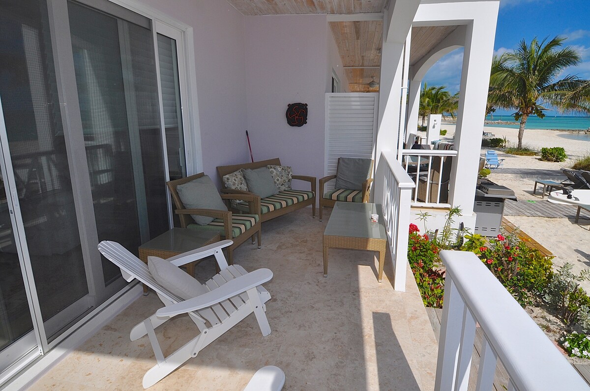 Beachfront Townhome  in secure gated community.