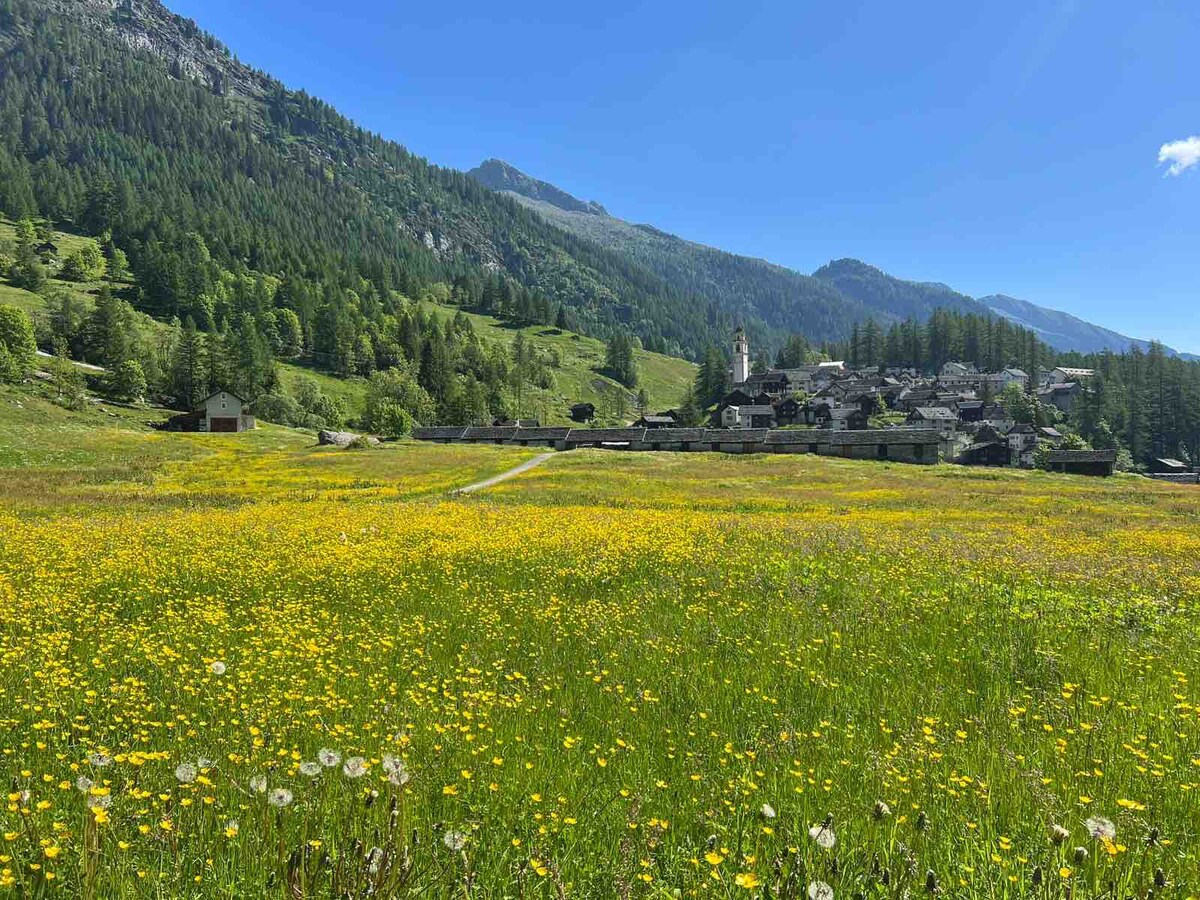 Chalet Sole, solo a piedi