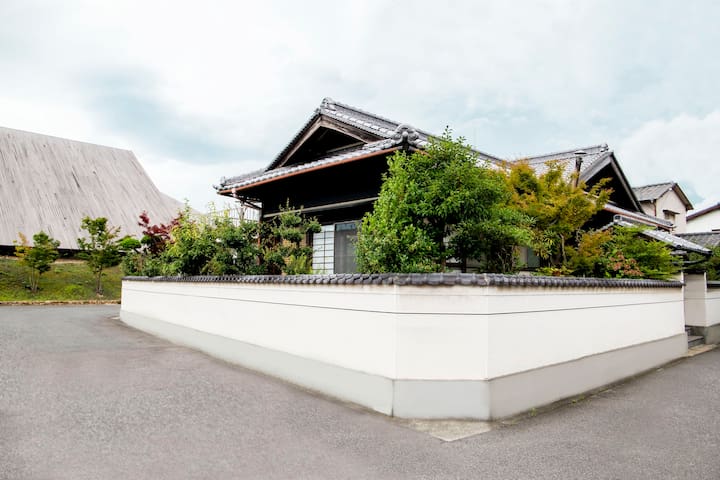 Naoshima, Kagawa-gun的民宿