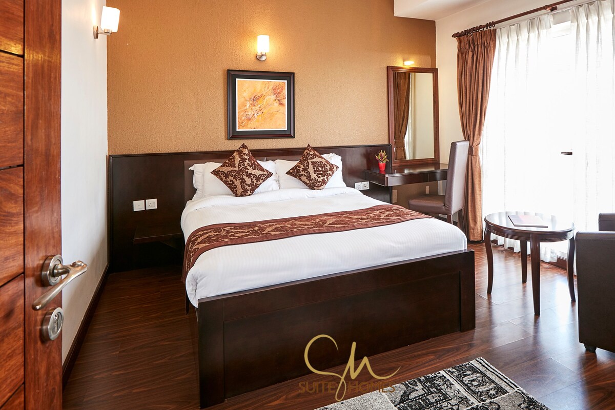 闪闪发光的1间卧室，配有空调@ Patan by Suite Homes