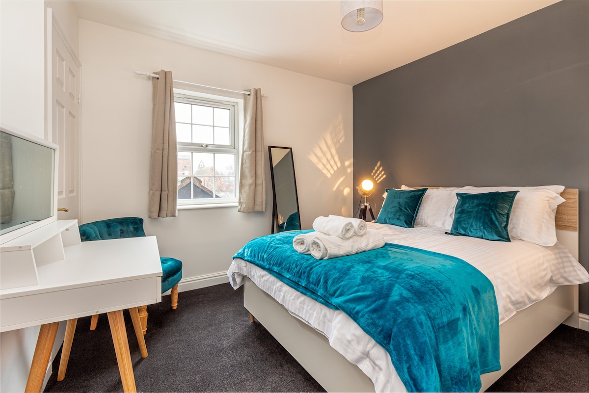 Guest Homes | New Street Apartment