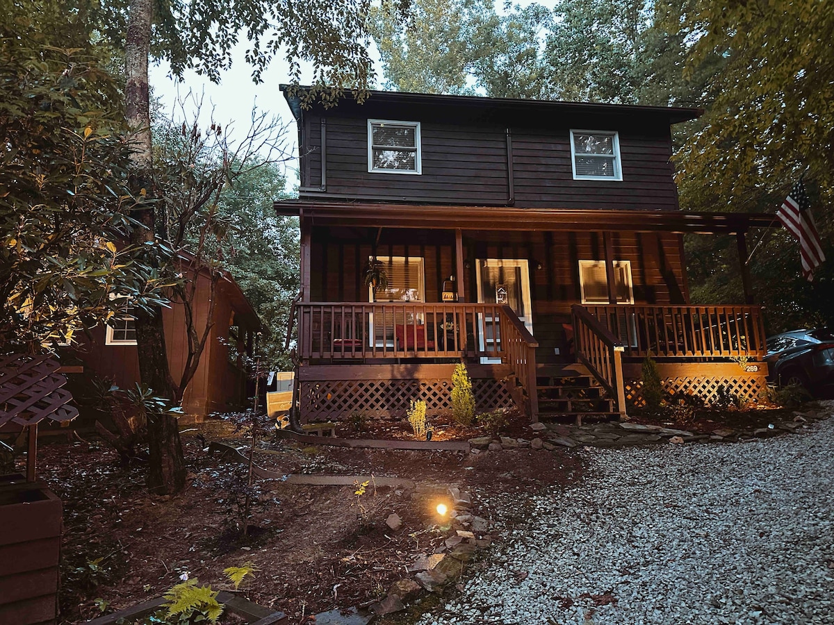 Serene Linville Gorge Cabin Escape