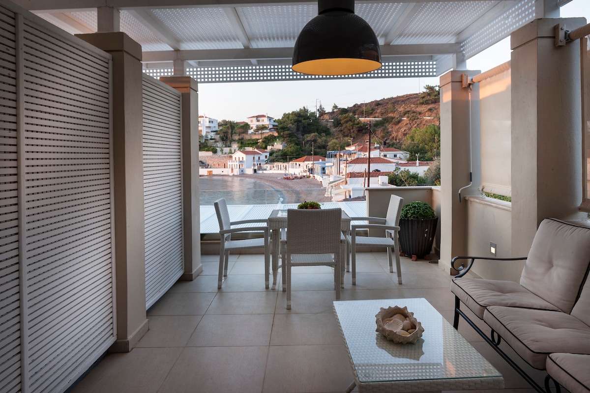 Jason's Place | Seaside Luxury Apartments | Chios