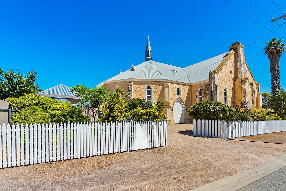 Wallaroo Church Holiday House