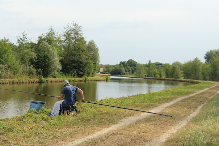 "Gite du canal de Briare" ，在运河和卢瓦尔河之间