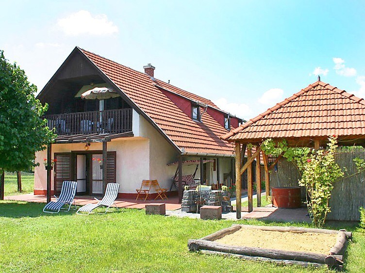 Balatonalmádi - Balaton house