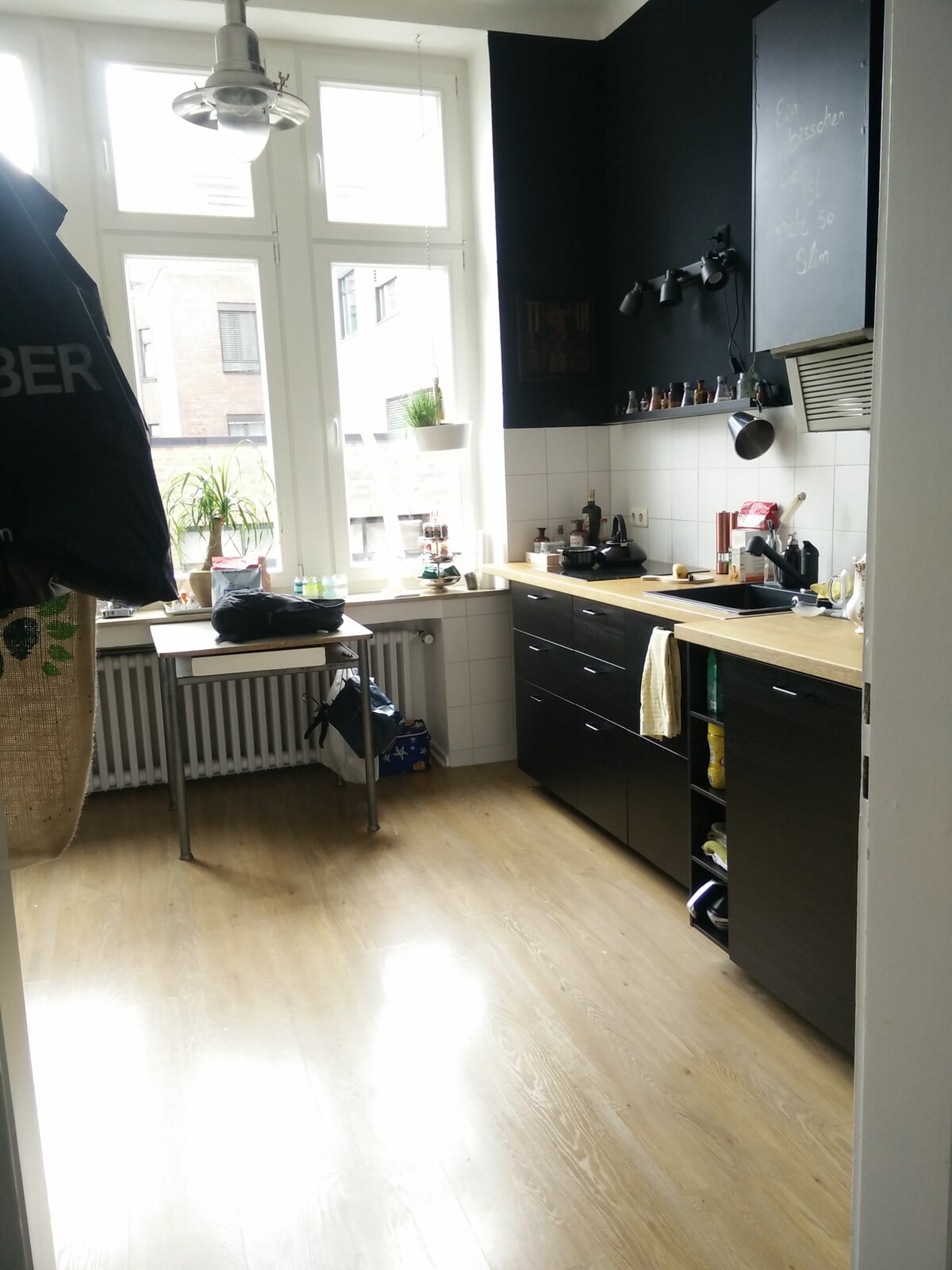 Beautiful 94 sqm old building in central Ehrenfeld