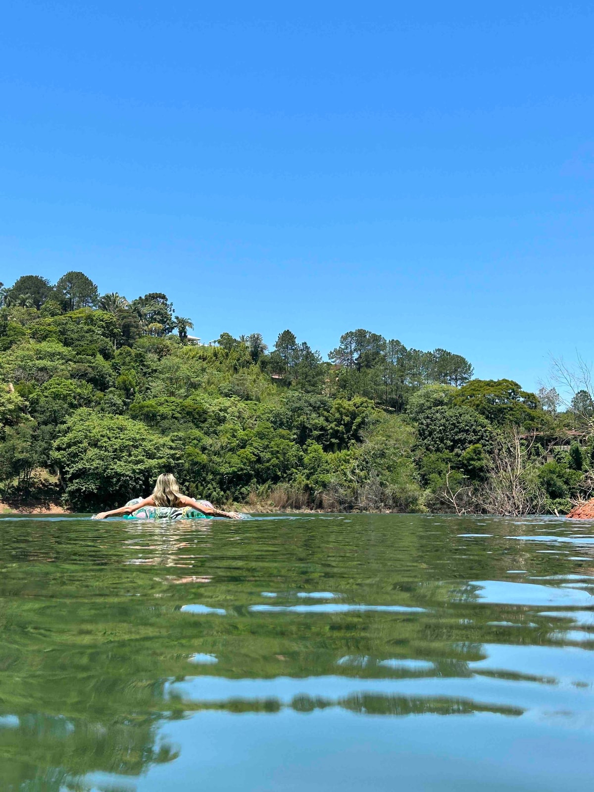 Pé n'água + vista da Represa - Jacareí