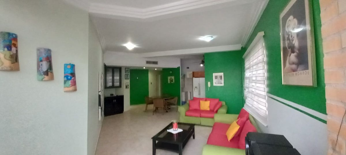 Apartamento confort frente Mar playa el agua