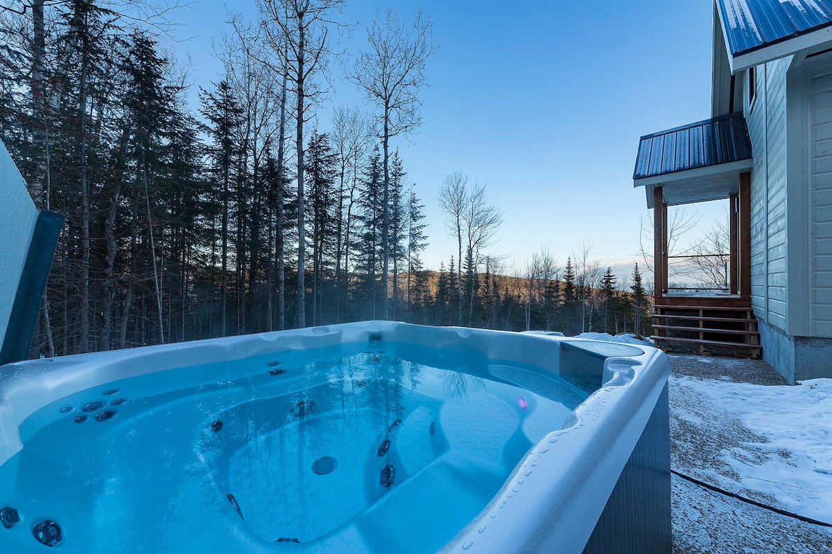 Chalet Eastman | Timberblock Spa + River View