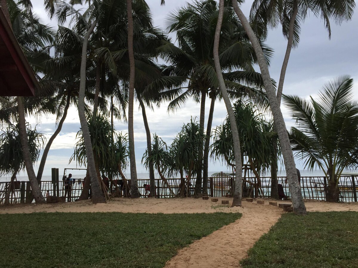 Garden On Sea -Hikkaduwa