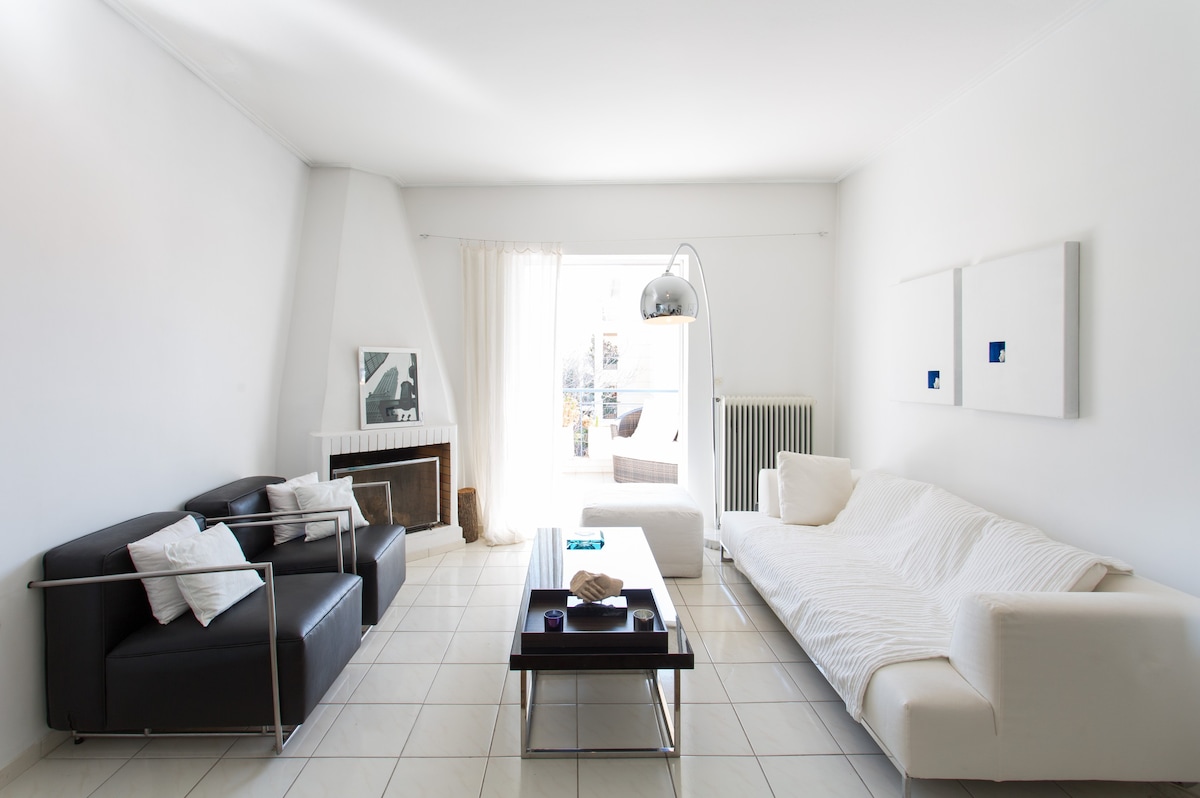 白色和极简公寓