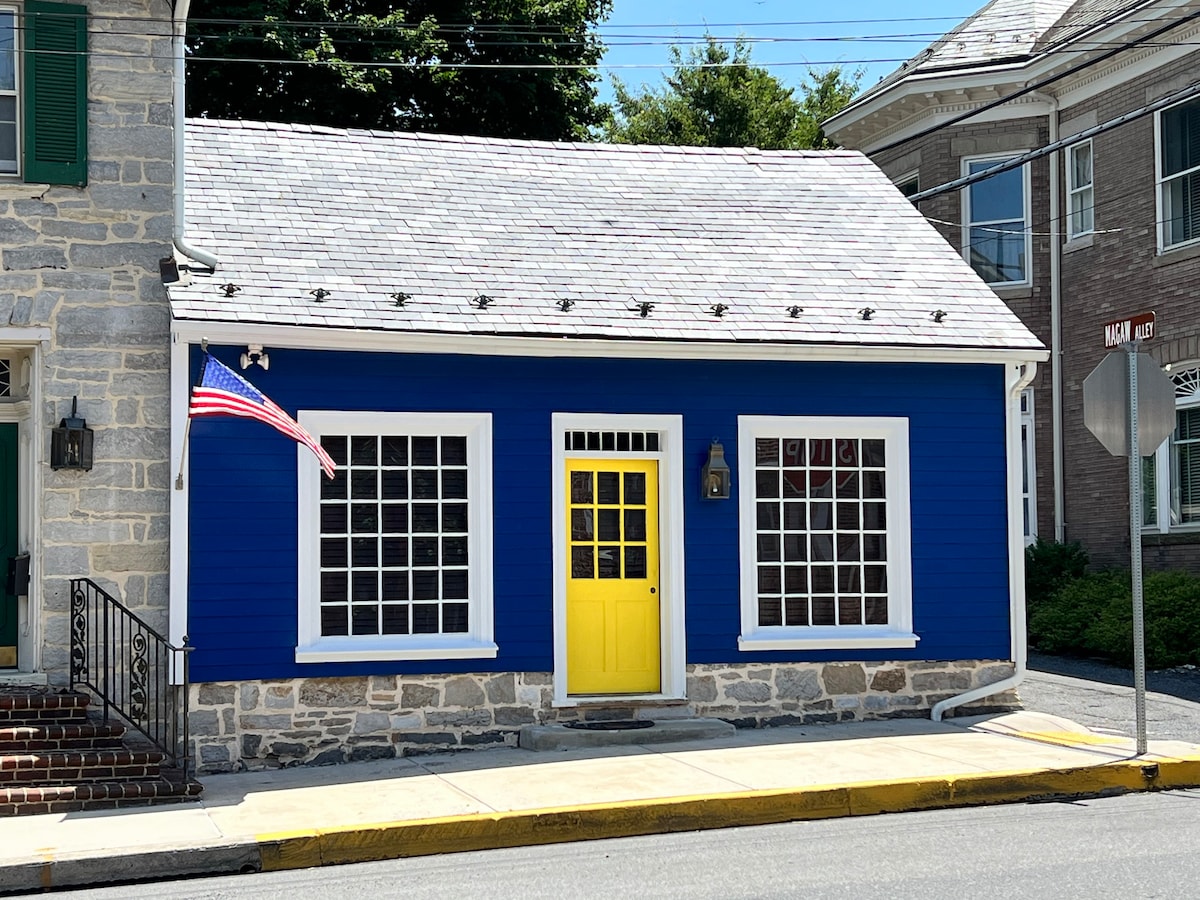 The 1780 Cabin on Main