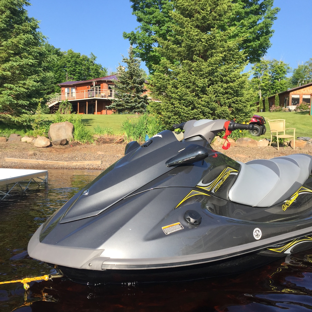 卵石滩海滩（ Lake Michigamme ）