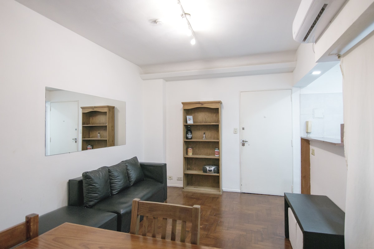 Apartamento ideal en pleno Palermo Hollywood.-