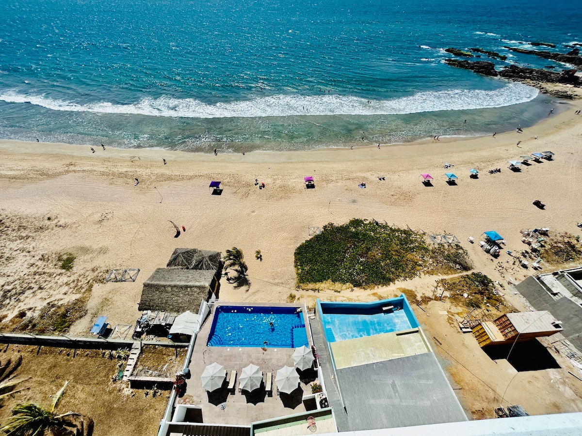Exclusividad y lujo frente al mar: Playa Brujas