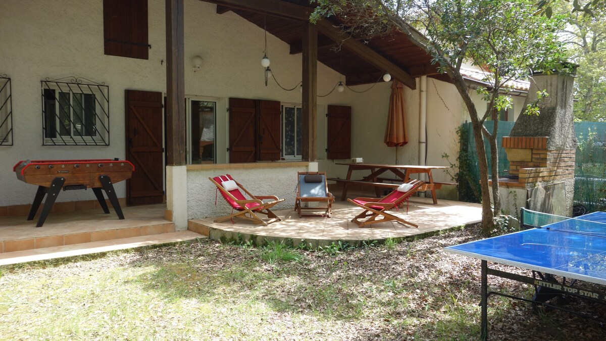 Villa pour 6 pers. Au bourg entre océan et nature