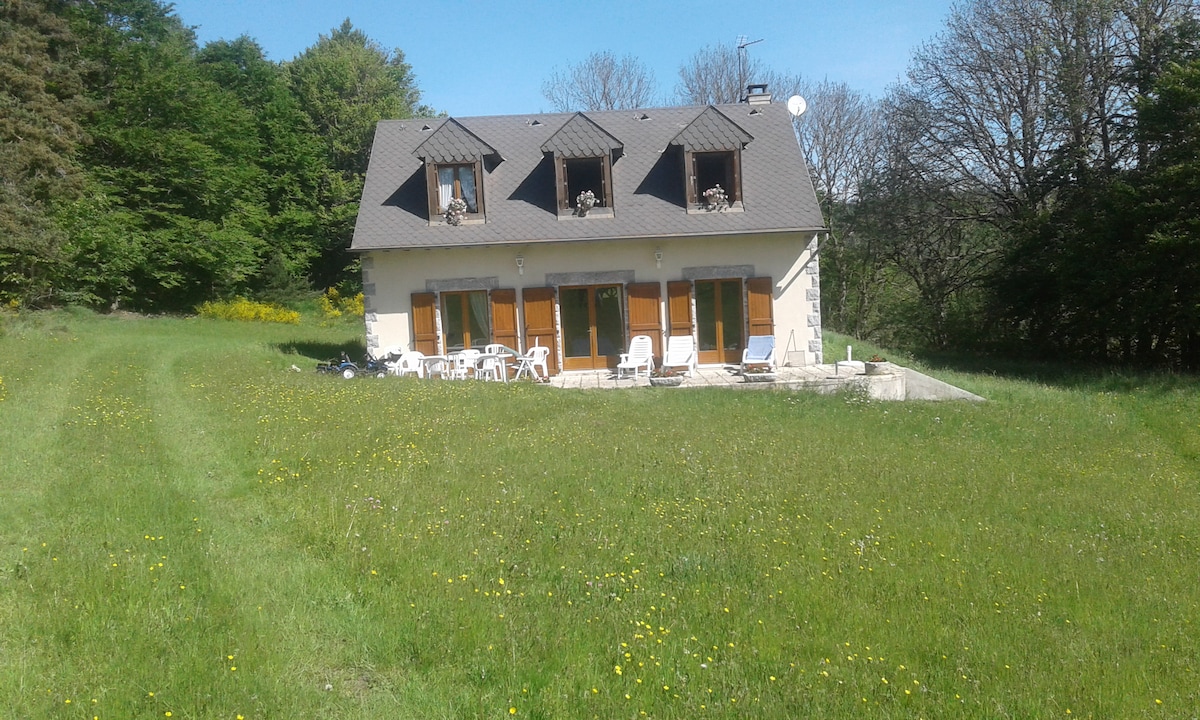 BELLE MAISON AU CALME  DANS LA PRAIRIE