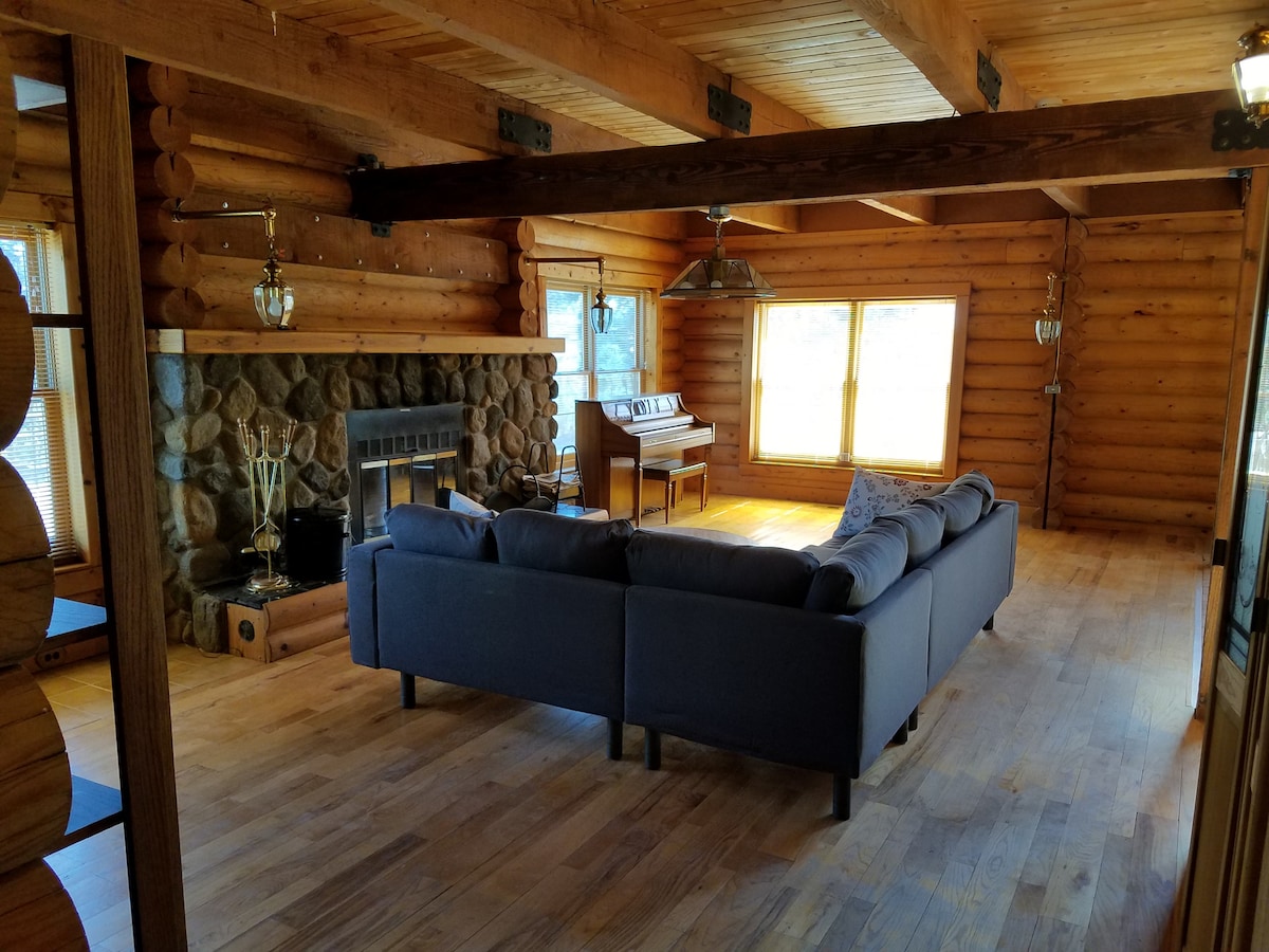 Eagle Rock Log Cabin