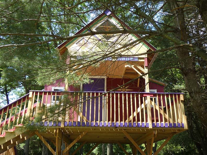 The Tree House at Underhill Hollow