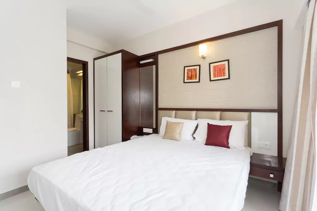 D’Homz Suites, Kochi, Panampilly